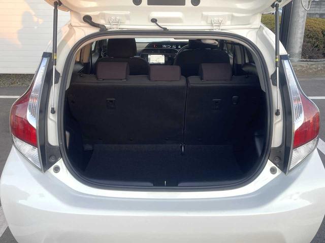 アクア Ｇ　衝突軽減装置　９インチナビ　フルセグＴＶ　バックカメラ　純正アルミホイール　クルーズコントロール　ＥＴＣ　前後ドライブレコーダー　オートライト　ＬＥＤヘッドライト　フォグライト　オートハイビーム（34枚目）