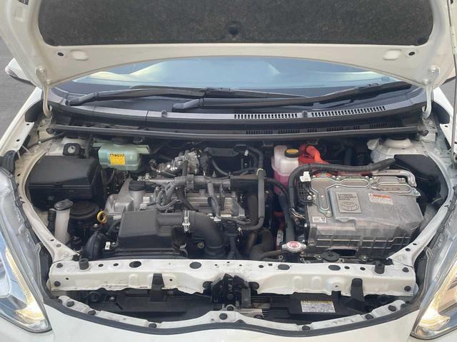 アクア Ｇ　衝突軽減装置　９インチナビ　フルセグＴＶ　バックカメラ　純正アルミホイール　クルーズコントロール　ＥＴＣ　前後ドライブレコーダー　オートライト　ＬＥＤヘッドライト　フォグライト　オートハイビーム（42枚目）