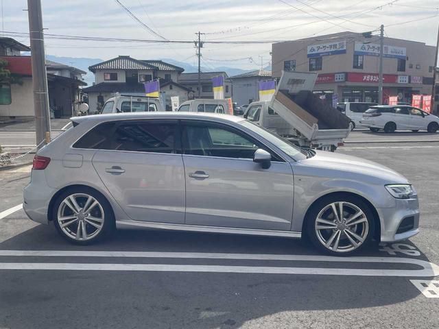 どんなお車でも下取・買取を行っております。まずは一度ご相談ください。