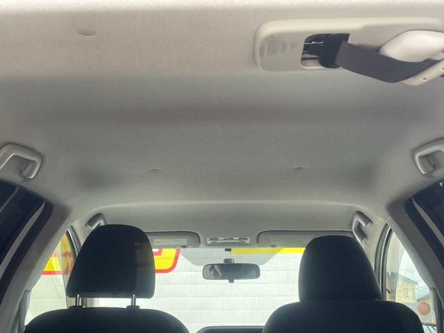 アクア Ｓ　純正ナビ　バックカメラ　ＴＶ　シートヒーター　ＥＴＣ　１５インチアルミホイール　オートライト　オートエアコン　プッシュスタート・スマートキー（33枚目）