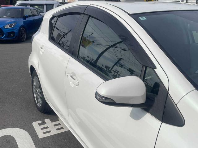 アクア Ｓ　純正ナビ　バックカメラ　ＴＶ　シートヒーター　ＥＴＣ　１５インチアルミホイール　オートライト　オートエアコン　プッシュスタート・スマートキー（40枚目）