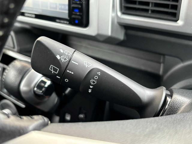 ピクシスメガ Ｇターボ　ＳＡＩＩＩ　ナビ　両側電動スライドドア　ＬＥＤヘッドライト・フォグライト　ドライブレコーダー　レザー調シートカバー　シートヒーター　スマートキー　純正１４インチアルミホイール　取扱説明書　保証書　オートエアコン（6枚目）