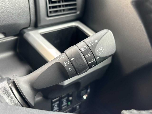 ピクシスメガ Ｇターボ　ＳＡＩＩＩ　ナビ　両側電動スライドドア　ＬＥＤヘッドライト・フォグライト　ドライブレコーダー　レザー調シートカバー　シートヒーター　スマートキー　純正１４インチアルミホイール　取扱説明書　保証書　オートエアコン（7枚目）