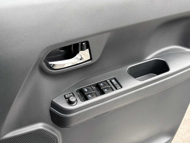 ピクシスメガ Ｇターボ　ＳＡＩＩＩ　ナビ　両側電動スライドドア　ＬＥＤヘッドライト・フォグライト　ドライブレコーダー　レザー調シートカバー　シートヒーター　スマートキー　純正１４インチアルミホイール　取扱説明書　保証書　オートエアコン（13枚目）