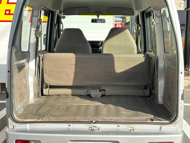 エブリイ ＰＡ　４ＷＤ　５ＭＴ　ＥＴＣ　社外アルミホイール　エアコン　ｃａｒｒｏｚｚｅｒｉａオーディオ　スペアキー（16枚目）