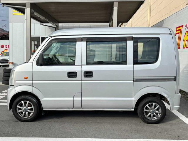 エブリイ ＰＡ　４ＷＤ　５ＭＴ　ＥＴＣ　社外アルミホイール　エアコン　ｃａｒｒｏｚｚｅｒｉａオーディオ　スペアキー（25枚目）