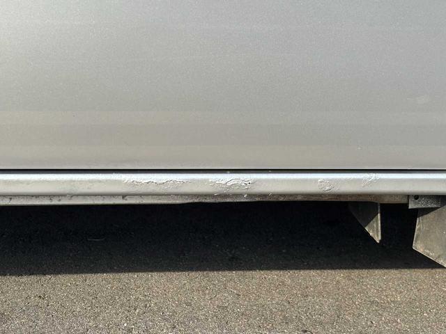 エブリイ ＰＡ　４ＷＤ　５ＭＴ　ＥＴＣ　社外アルミホイール　エアコン　ｃａｒｒｏｚｚｅｒｉａオーディオ　スペアキー（30枚目）