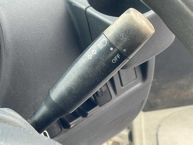 ハイゼットトラック エアコン・パワステ スペシャル 4WD エアコン 5速マニュアル 車検R8月7月まで(10枚目)
