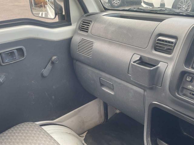 ハイゼットトラック エアコン・パワステ スペシャル 4WD エアコン 5速マニュアル 車検R8月7月まで(11枚目)