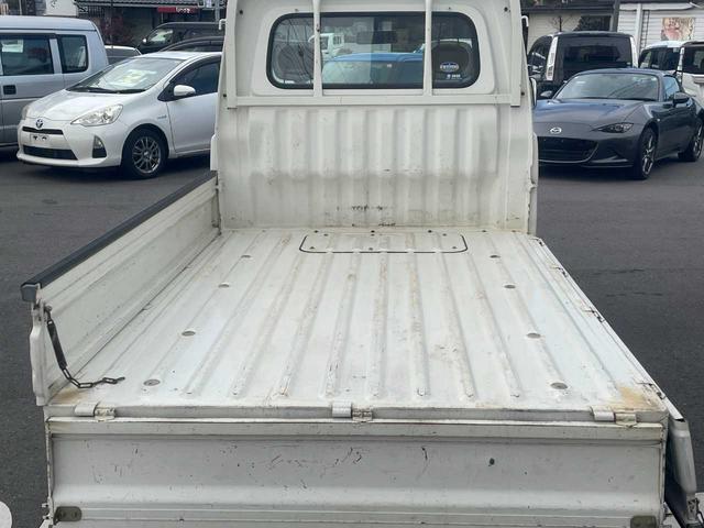 ハイゼットトラック エアコン・パワステ スペシャル 4WD エアコン 5速マニュアル 車検R8月7月まで(27枚目)