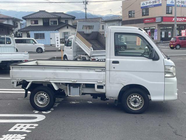 ハイゼットトラック エアコン・パワステ スペシャル 4WD エアコン 5速マニュアル 車検R8月7月まで(29枚目)