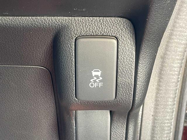 N-BOX+カスタム G 4WD ワンオーナー パワースライドドア ディスプレイオーディオ TV バックカメラ 純正アルミホイール オートエアコン オートライト ディスチャージヘッドライト フォグライト(10枚目)