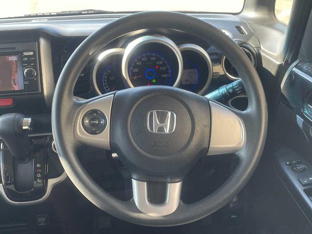 N-BOX+カスタム G 4WD ワンオーナー パワースライドドア ディスプレイオーディオ TV バックカメラ 純正アルミホイール オートエアコン オートライト ディスチャージヘッドライト フォグライト(12枚目)