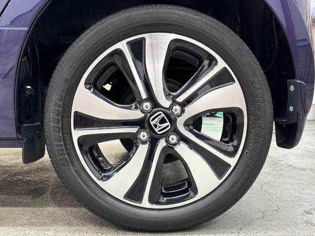 Ｎ－ＯＮＥ プレミアム　ツアラー・Ｌパッケージ　ターボ　純正ディスプレイオーディオ　Ｂカメ　クルコン（21枚目）