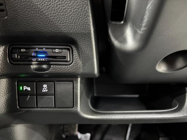 Ｎ－ＢＯＸカスタム Ｌターボ　Ｂｌｕｅｔｏｏｔｈナビ　Ｂカメ　シートヒータ　両側Ｐスラ（38枚目）