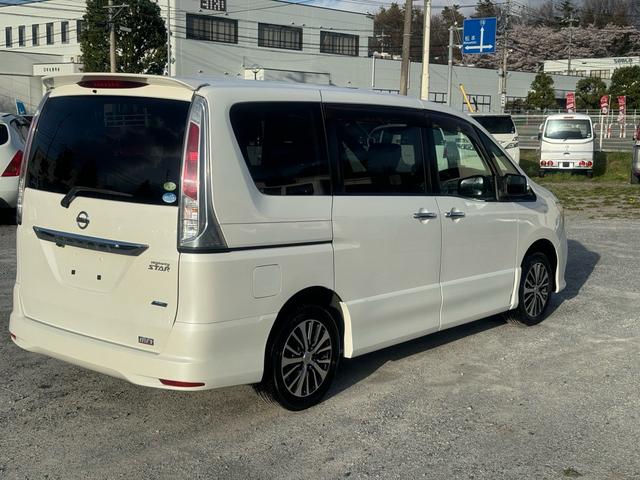 日産 セレナ