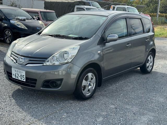 ノート １５Ｘ　ＦＯＵＲ　４ＷＤ　スマートキー　ナビ　テレビ　ＥＴＣ　アルミホイール（3枚目）