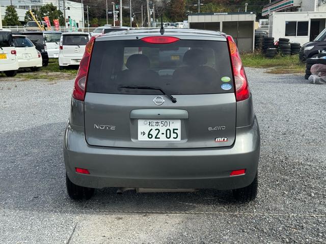 ノート １５Ｘ　ＦＯＵＲ　４ＷＤ　スマートキー　ナビ　テレビ　ＥＴＣ　アルミホイール（6枚目）