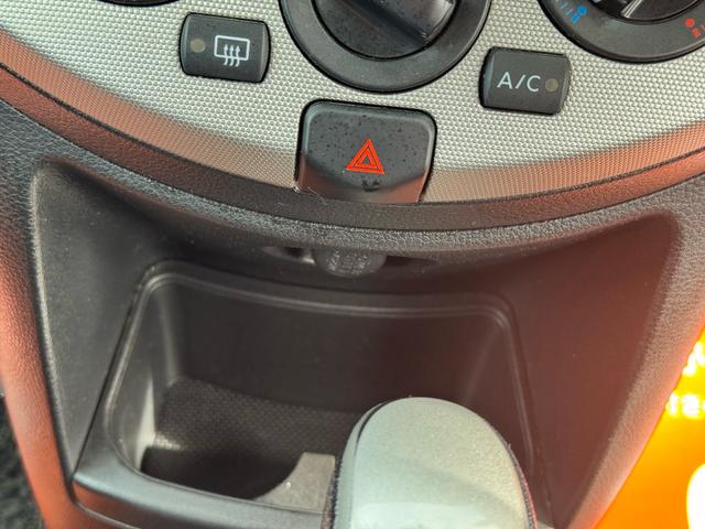 ノート １５Ｘ　ＦＯＵＲ　４ＷＤ　スマートキー　ナビ　テレビ　ＥＴＣ　アルミホイール（20枚目）