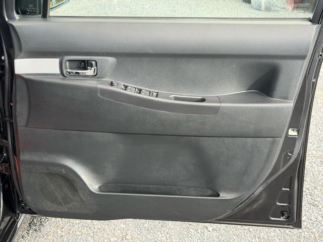 ムーヴコンテ カスタム　Ｘ　スマートキー　ナビ　テレビ　ＥＴＣ　アルミホイール　ＣＶＴ（9枚目）