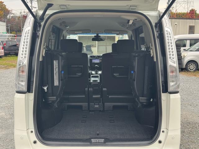 セレナ 20X S-ハイブリッドアドバンスドセーフティパック スマートキー プッシュスタート ナビ テレビ バックカメラ ETC パワースライドドア CVT アルミホイール(42枚目)