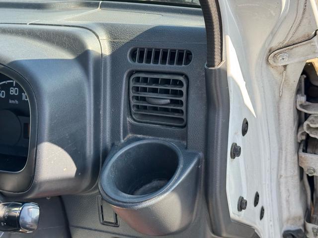 ＮＴ１００クリッパートラック ＤＸ　４ＷＤ　キーレス　エアコン　パワステアリング　５ＭＴ（14枚目）