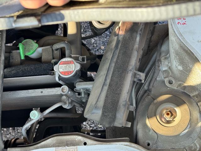 ＮＴ１００クリッパートラック ＤＸ　４ＷＤ　キーレス　エアコン　パワステアリング　５ＭＴ（38枚目）