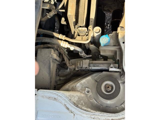 ＮＴ１００クリッパートラック ＤＸ　４ＷＤ　キーレス　エアコン　パワステアリング　５ＭＴ（39枚目）