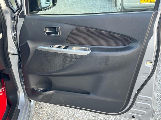 デイズ ハイウェイスター　Ｘ　４ＷＤ　スマートキー　プッシュスタート　ＣＤ　バックカメラ　シートヒーター　ＥＴＣ　アルミホイール　ＣＶＴ（9枚目）