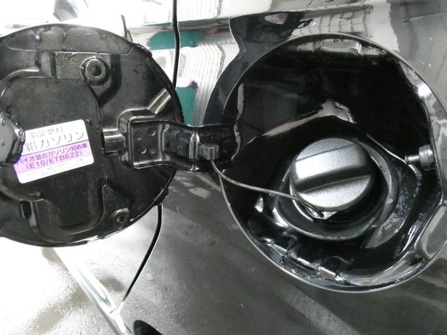 Ｎ－ＷＧＮカスタム Ｇ　ＳＳパッケージ　関東仕入　純正ナビ　４ＷＤ　Ｂｌｕｅｔｏｏｔｈ　ＣＤ　ＤＶＤ　オートエアコン　プッシュスタート　スマートキー　シートヒーター　ＥＴＣ　ＵＳＢ　オートライト　フォグ　アイドリング　ハーフレザー　ＨＩＤ（33枚目）