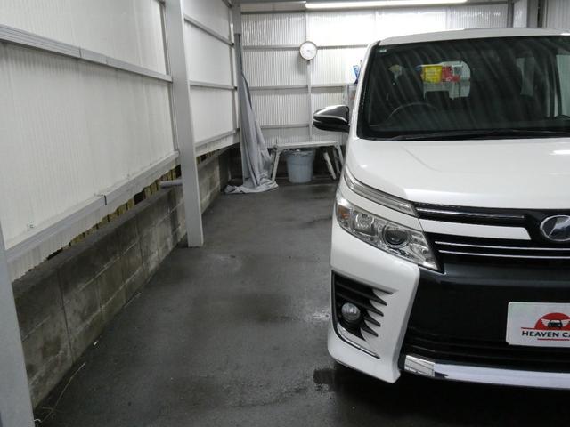 ヴォクシー ＺＳ　煌　関東仕入　自社保証　４ＷＤ　９インチナビ　フルセグ　Ｂｌｕｅｔｏｏｔｈ　オートエアコン　フォグ　プッシュスタート　アイドリング　両側パワスラ　ＥＴＣ　純正アルミ　ＬＥＤ　スマートキー　バックカメラ（7枚目）
