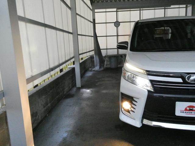 ヴォクシー ＺＳ　煌　関東仕入　自社保証　４ＷＤ　９インチナビ　フルセグ　Ｂｌｕｅｔｏｏｔｈ　オートエアコン　フォグ　プッシュスタート　アイドリング　両側パワスラ　ＥＴＣ　純正アルミ　ＬＥＤ　スマートキー　バックカメラ（10枚目）