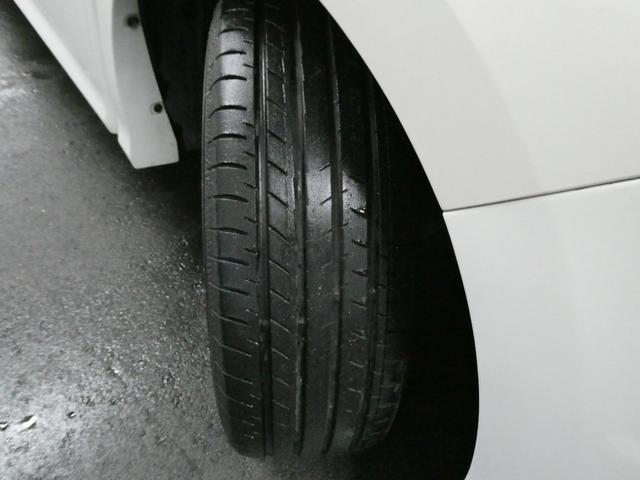 ヴォクシー ＺＳ　煌　関東仕入　自社保証　４ＷＤ　９インチナビ　フルセグ　Ｂｌｕｅｔｏｏｔｈ　オートエアコン　フォグ　プッシュスタート　アイドリング　両側パワスラ　ＥＴＣ　純正アルミ　ＬＥＤ　スマートキー　バックカメラ（29枚目）