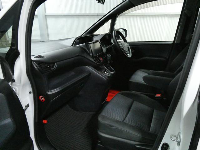 ヴォクシー ＺＳ　煌　関東仕入　自社保証　４ＷＤ　９インチナビ　フルセグ　Ｂｌｕｅｔｏｏｔｈ　オートエアコン　フォグ　プッシュスタート　アイドリング　両側パワスラ　ＥＴＣ　純正アルミ　ＬＥＤ　スマートキー　バックカメラ（61枚目）