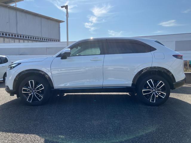 ヴェゼル e:HEV Z 衝突回避支援ブレーキ機能 スマキ Pトランク フルオートエアコン オートLED エアバッグ 両席エアバック パワーウィンドウ LEDランプ ソナー クルーズC キーレスエントリー シートヒータ(8枚目)