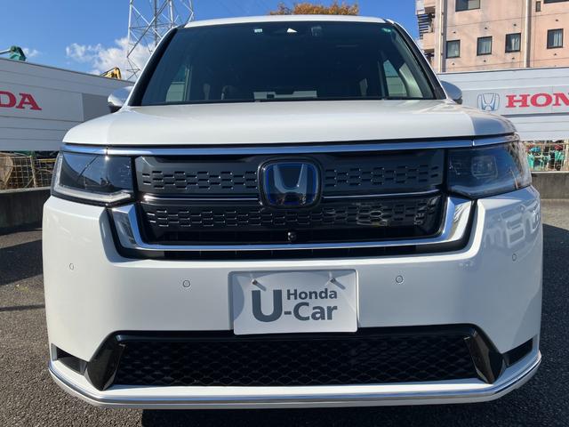 ステップワゴン ｅ：ＨＥＶスパーダ　プレミアムライン　Ｐテールゲート　Ｗエアコン　クリアランスソナ　クルーズＣ　助手席エアバッグ　スマートＫ　シ－トヒ－タ－　オットマン　ＬＥＤライト　キーフリー　フルフラット　オートライト　ＡＢＳ　オートハイビーム（2枚目）