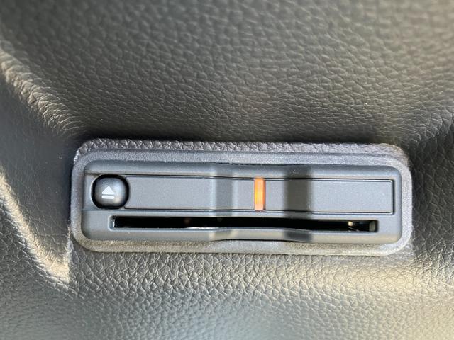 ステップワゴン ｅ：ＨＥＶスパーダ　プレミアムライン　Ｐテールゲート　Ｗエアコン　クリアランスソナ　クルーズＣ　助手席エアバッグ　スマートＫ　シ－トヒ－タ－　オットマン　ＬＥＤライト　キーフリー　フルフラット　オートライト　ＡＢＳ　オートハイビーム（15枚目）