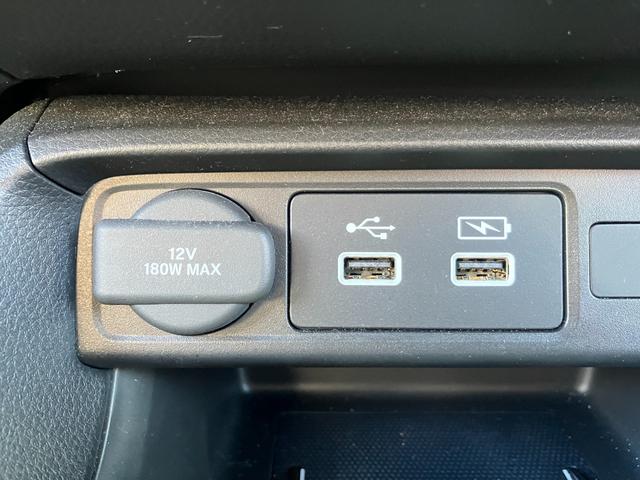 シビック ｅ：ＨＥＶ　ｅ：ＨＥＶ　エアロパーツ装備　２トーン仕様　半革シート　盗難防止システム　レーンアシスト　Ｂｌｕｅｔｏｏｔｈオーディオ　クリアランスソナー　オートクルーズコントロール　地デジフルセグ　後カメラ　禁煙（19枚目）