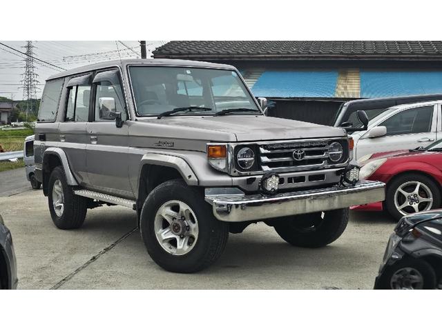 TOYOTA LAND CRUISER 70 ZX | 2004 | GRAY | 543673 km TOYOTA LAND CRUISER 70 ZX | 2004 | GRAY | 543673 km