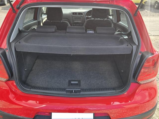 ポロ クロスポロ　車検８年９月　ナビ　テレビ　バックカメラ　記録簿（16枚目）