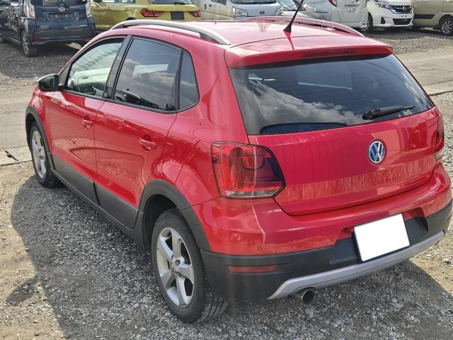 ポロ クロスポロ　車検８年９月　ナビ　テレビ　バックカメラ　記録簿（25枚目）