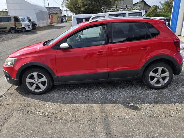 ポロ クロスポロ　車検８年９月　ナビ　テレビ　バックカメラ　記録簿（28枚目）