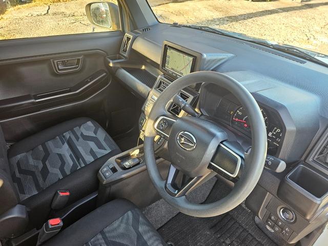 タフト X キーフリーシステム LEDヘッドライト スマートアシスト コーナーセンサー ブレーキサポート ガラスルーフ アイドリングストップ(16枚目)