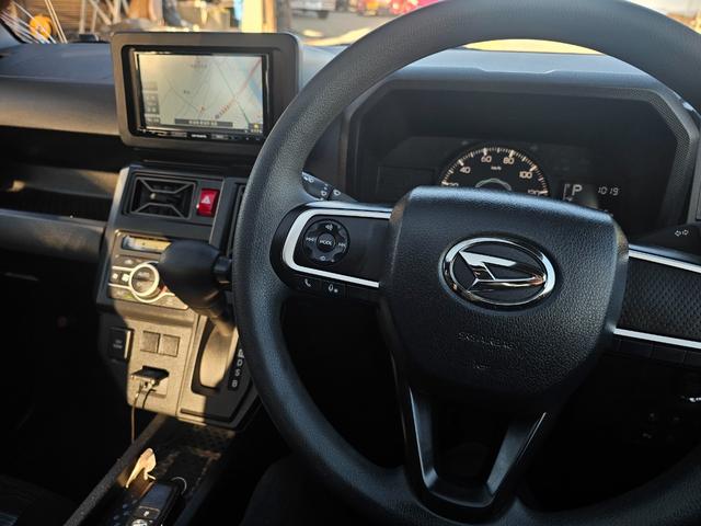 タフト X キーフリーシステム LEDヘッドライト スマートアシスト コーナーセンサー ブレーキサポート ガラスルーフ アイドリングストップ(20枚目)