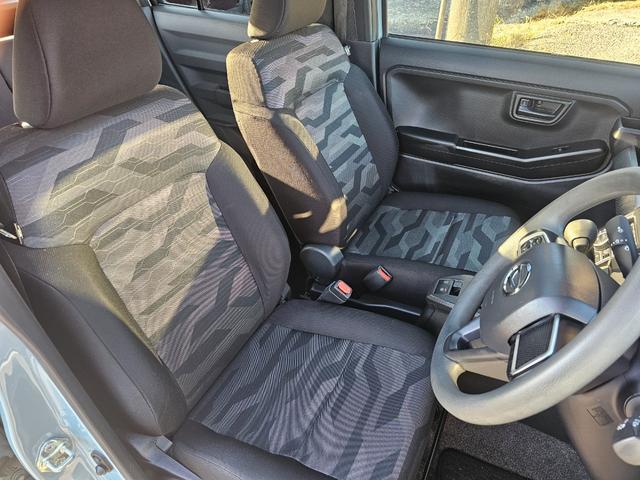 タフト X キーフリーシステム LEDヘッドライト スマートアシスト コーナーセンサー ブレーキサポート ガラスルーフ アイドリングストップ(21枚目)