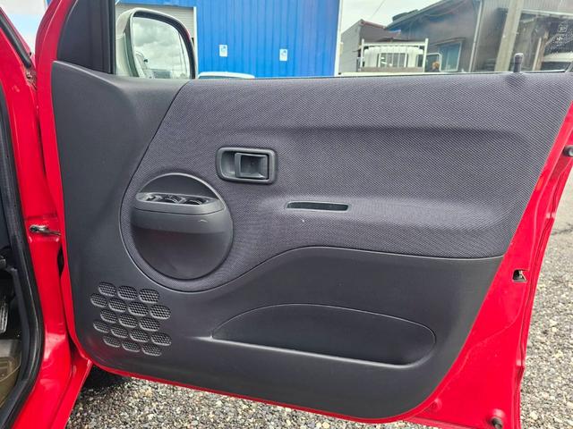 テリオスキッド Ｘ　４ＷＤ　スタッドレスタイヤ　キーレスエントリー　エアコン　パワステ　パワーウィンドウ　エアバッグ　フルフラット　カセット　衝突安全ボディ　ＡＢＳ（24枚目）