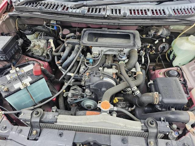 テリオスキッド Ｘ　４ＷＤ　スタッドレスタイヤ　キーレスエントリー　エアコン　パワステ　パワーウィンドウ　エアバッグ　フルフラット　カセット　衝突安全ボディ　ＡＢＳ（26枚目）