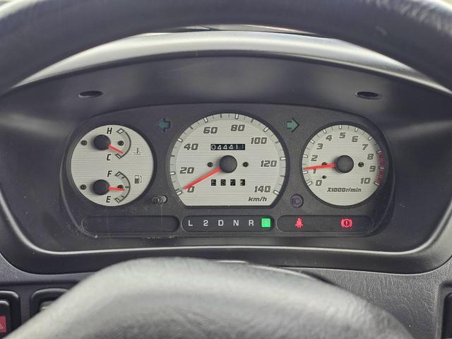 テリオスキッド Ｘ　４ＷＤ　スタッドレスタイヤ　キーレスエントリー　エアコン　パワステ　パワーウィンドウ　エアバッグ　フルフラット　カセット　衝突安全ボディ　ＡＢＳ（30枚目）