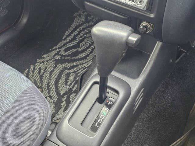 テリオスキッド Ｘ　４ＷＤ　スタッドレスタイヤ　キーレスエントリー　エアコン　パワステ　パワーウィンドウ　エアバッグ　フルフラット　カセット　衝突安全ボディ　ＡＢＳ（32枚目）