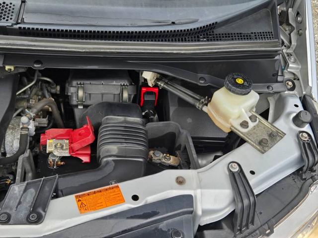 デリカＤ：５ Ｄ　パワーパッケージ　４ＷＤ　ナビ　バックカメラ　シートヒーター　両側電動スライドドア　切り替四駆　三列シート　キーレスエントリー　衝突安全ボディ　寒冷地仕様　ＨＩＤ　スマートキー　エアバッグ　ＡＢＳ　ダブルエアコン（33枚目）